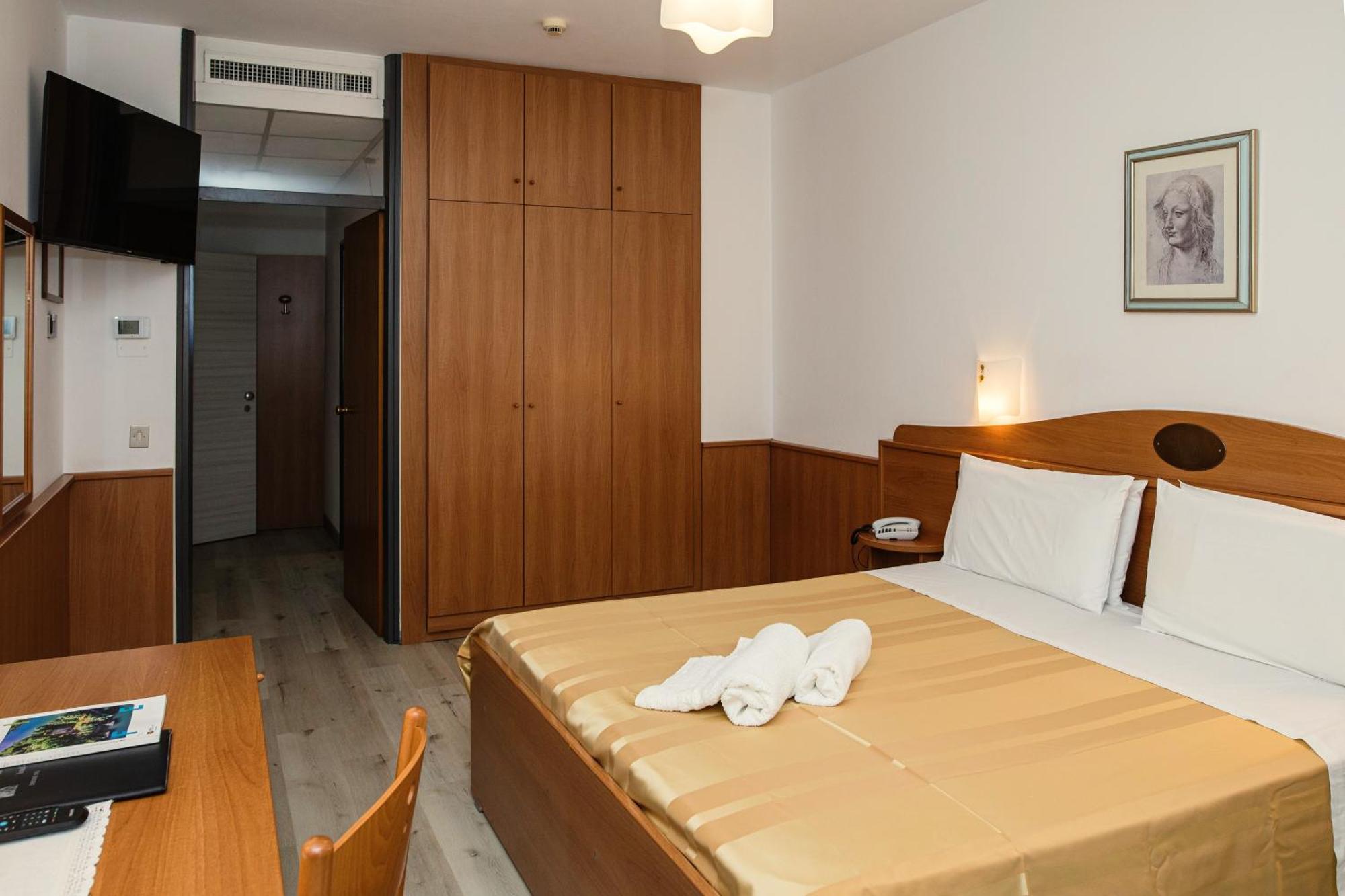 Hotel Leonardo Da Vinci Wellness Spa Бибионе Экстерьер фото